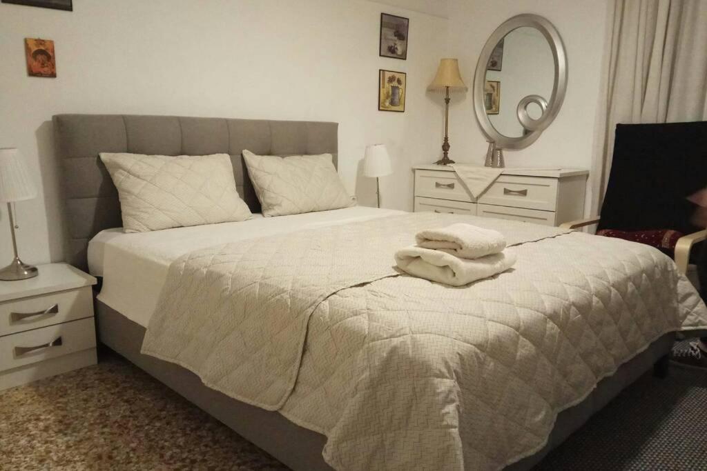 CENTRAL TOWN HOUSE 60m2**** Piraeus Ngoại thất bức ảnh